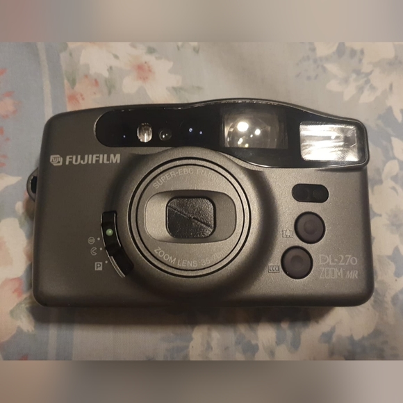 Fujifilm Other - FujiFilm DL-270 Zoom MR  35mm Film Point & Shoot Camera 35-70mm (working)